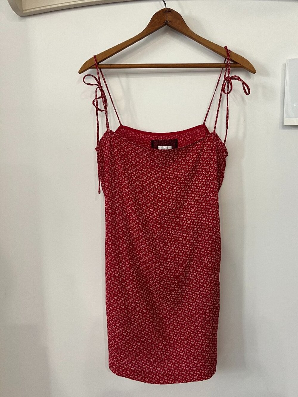 Reformation Mini Dress - Red Floral Size 2 - Picture 2 of 6